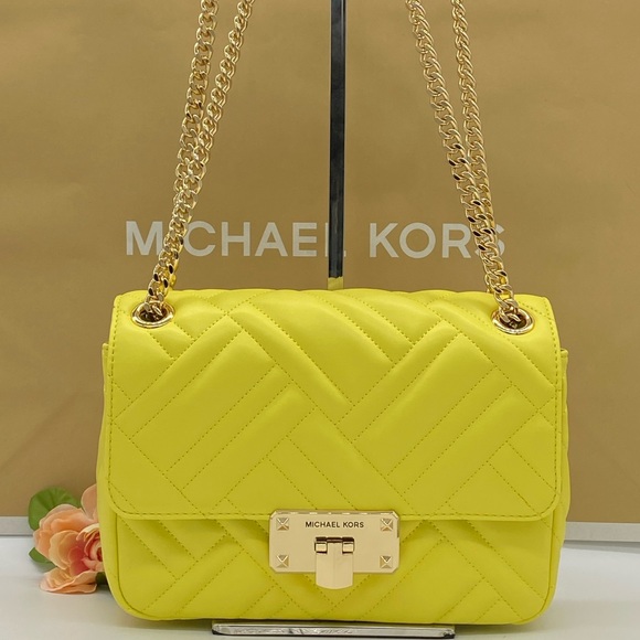 MICHAEL KORS PEYTON MEDIUM SHOULDER FLAP  SUNSHINE - Picture 4 of 14